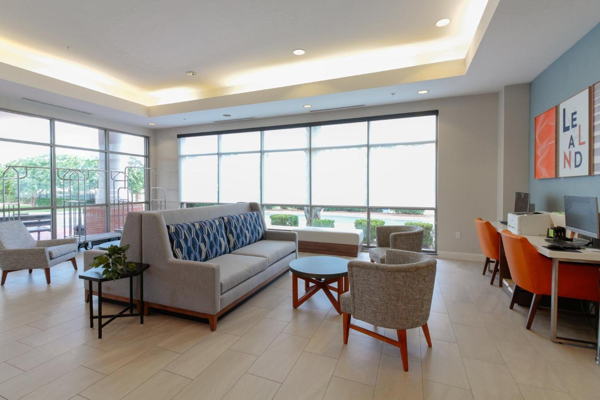 Holiday Inn Express Leland - Wilmington Area By Ihg Eksteriør billede