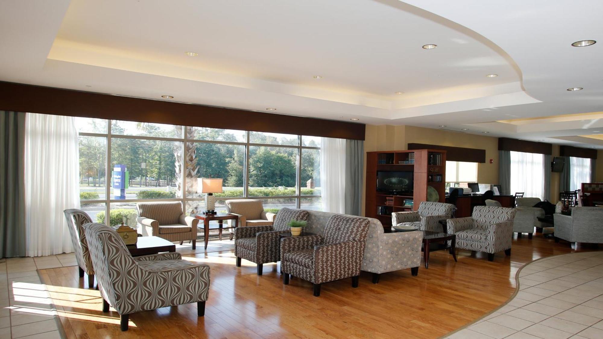 Holiday Inn Express Leland - Wilmington Area By Ihg Eksteriør billede